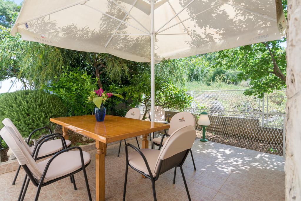 Apartments Coce Τρογκίρ Εξωτερικό φωτογραφία