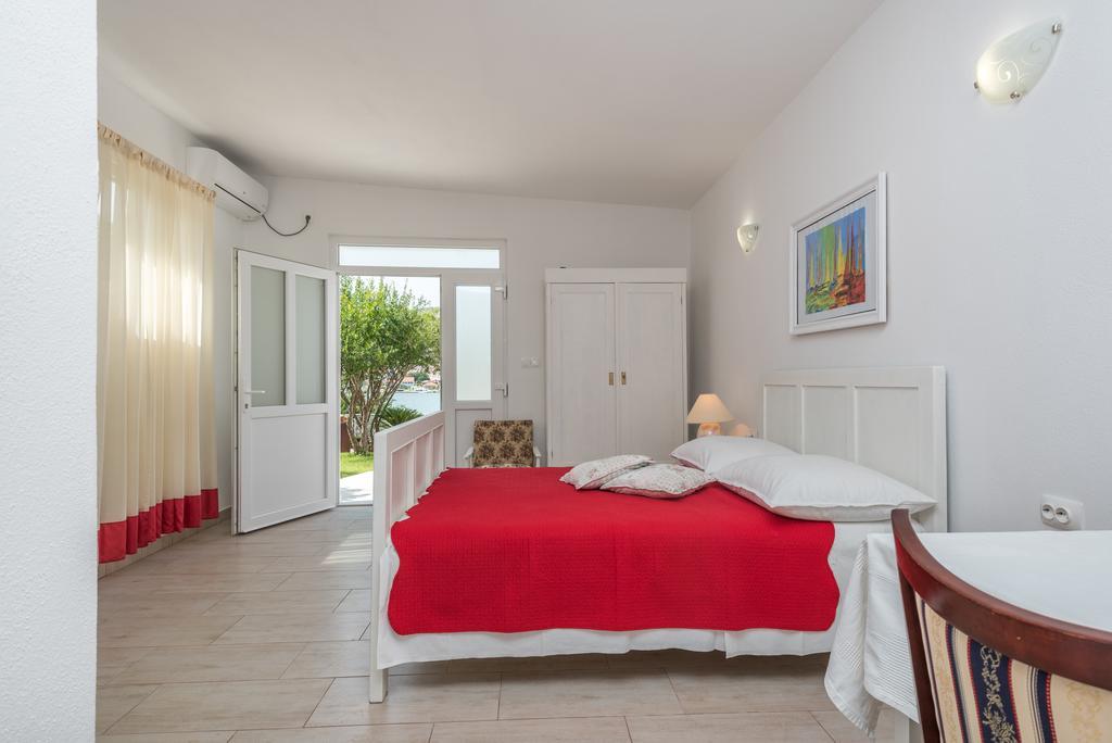 Apartments Coce Τρογκίρ Εξωτερικό φωτογραφία