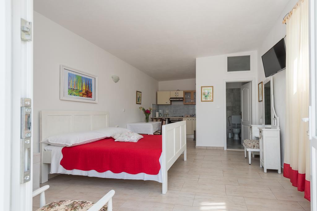 Apartments Coce Τρογκίρ Εξωτερικό φωτογραφία
